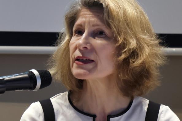 Florence Poudru
