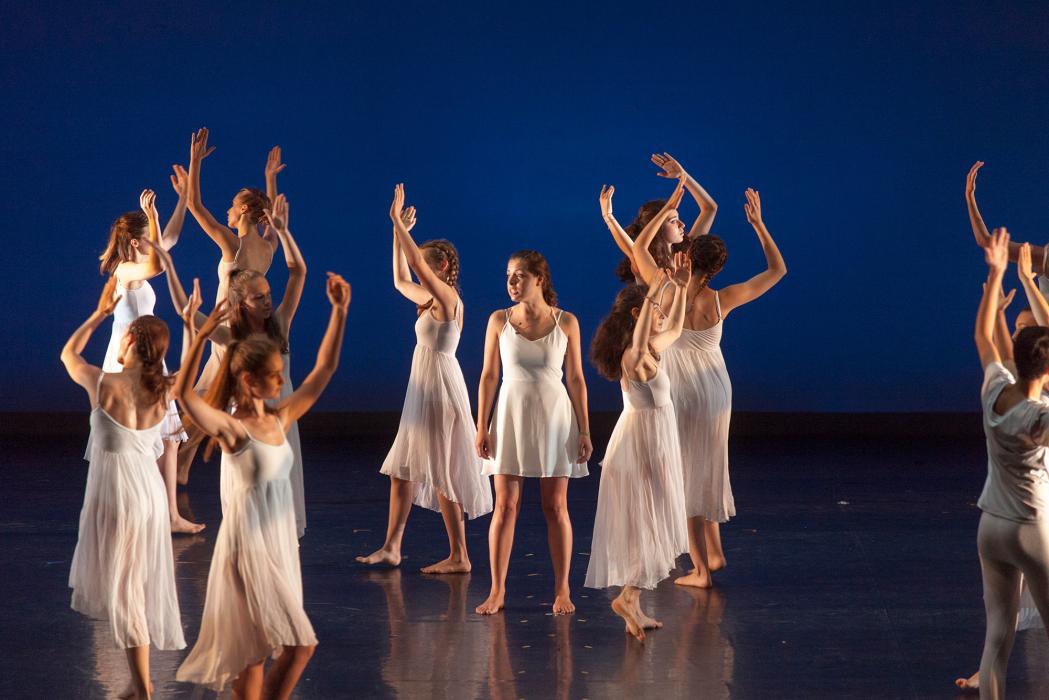 Danse contemporaine, ballet junior