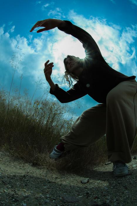 Danseuse bras en rond